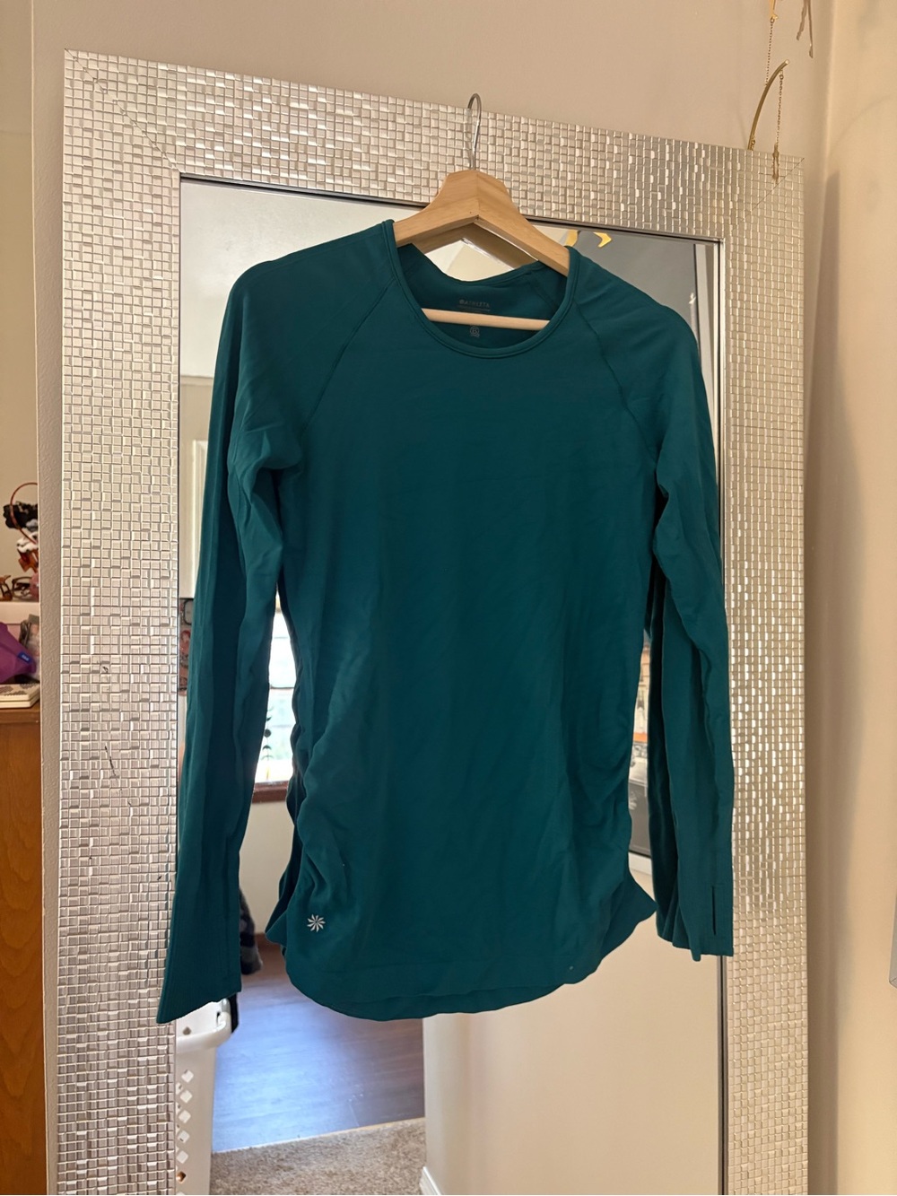 Athleta Long-Sleeve Women's Performance Top in Teal
